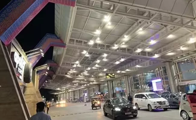 Jaipur Airport Got Bomb Threat Mail - Sakshi
