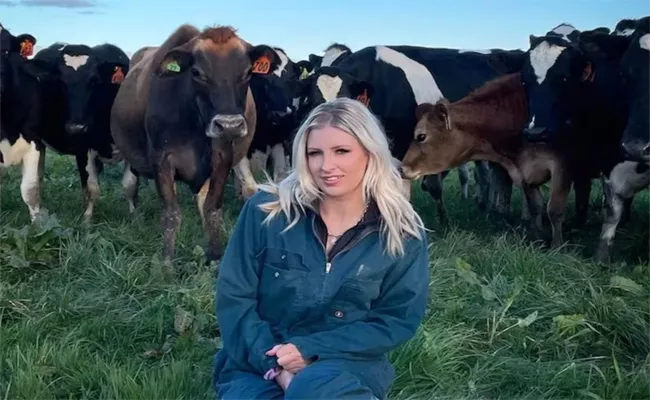 New Zeland Farmer Brittney Woods Looks Like A Model Earns Triple Income - Sakshi