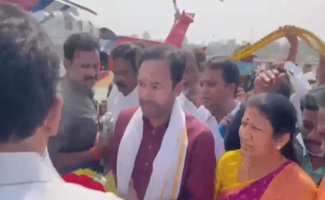 Kishan Reddy Visits Medaram Sammakka Sarakka Jathara - Sakshi