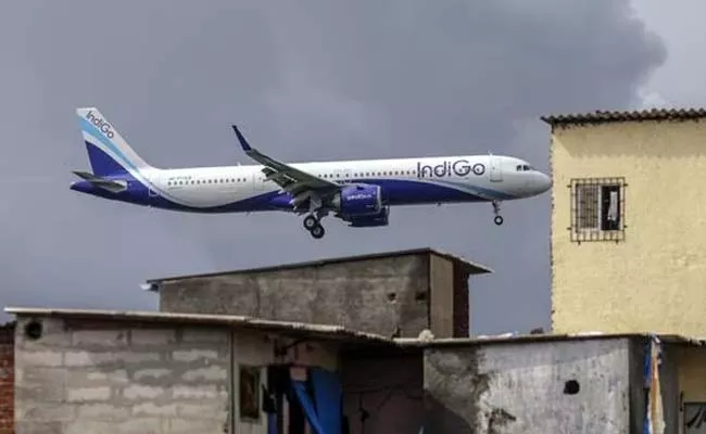Indigo Pilot Faced The Challenge Of Laser Light While Landing  - Sakshi