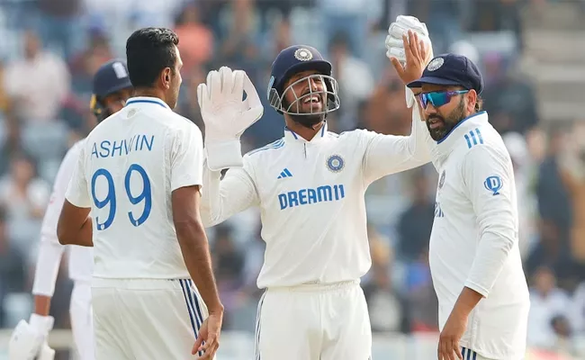 IND VS ENG 4th Test: 17th Consecutive Test Series Win For India At Home - Sakshi
