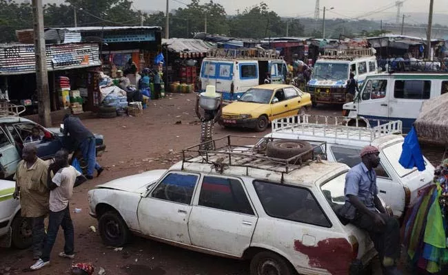 Bus Fell Into River In Mali 31 Dead - Sakshi