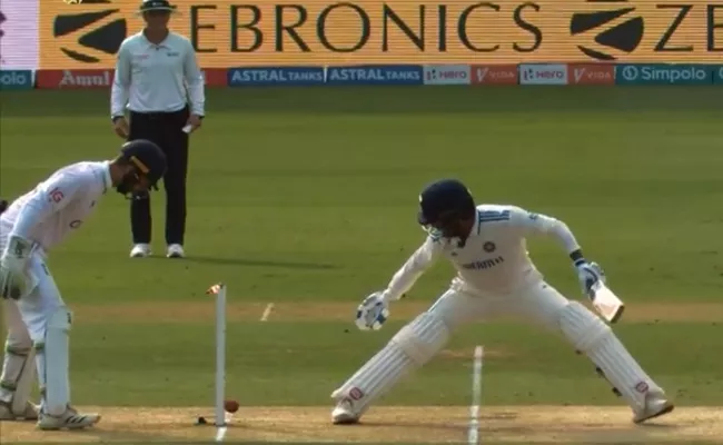 Rajat Patidars Bizarre Dismissal In His Debut Test Match Against England - Sakshi