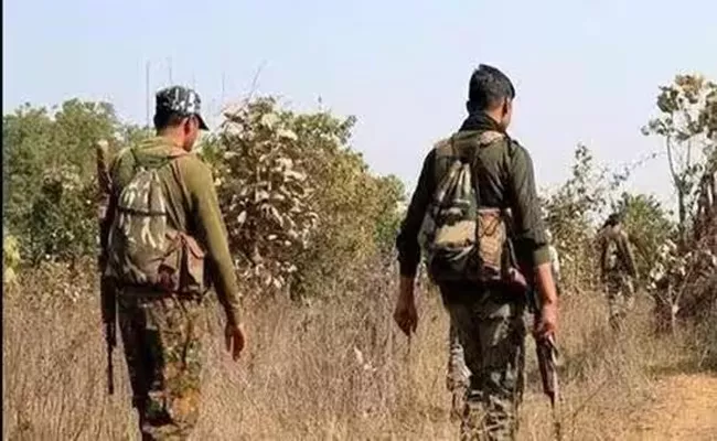 2 Maoists Killed In Encounter With Security Forces - Sakshi