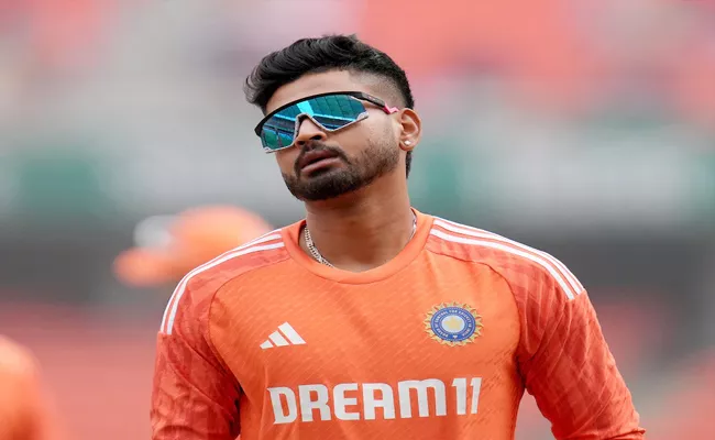 Shreyas Iyer Go Back And Score Runs In Domestic Cricket: Pragyan Ojha  - Sakshi