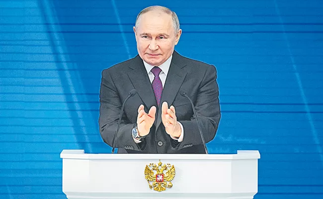 Russia-Ukraine war: Vladimir Putin says West sending troops to Ukraine could lead to nuclear war - Sakshi