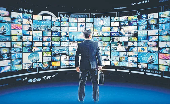 Most Internet users avail of OTT services - Sakshi