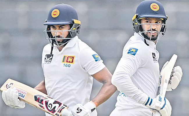 Sri Lankan team is on its way to victory in the first Test - Sakshi