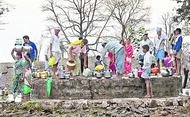 Drinking water scarcity in Adilabad district - Sakshi