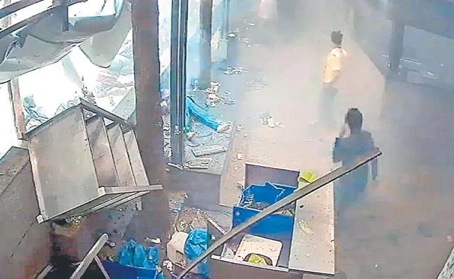 Mother Phone Call Saved Techie From Rameshwaram Cafe Blast - Sakshi
