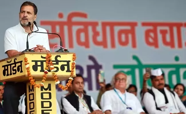 Rahul Gandhi claims India Behind Pakistan Over Unemployment - Sakshi