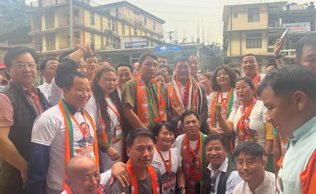 BJP Won 10 Arunachal Assembly Seats Weeks Before Voting - Sakshi