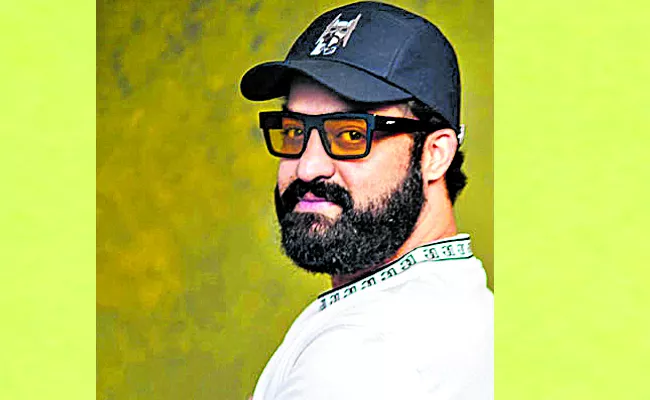 Jr NTR is set to portray an Indian agent in War 2 - Sakshi