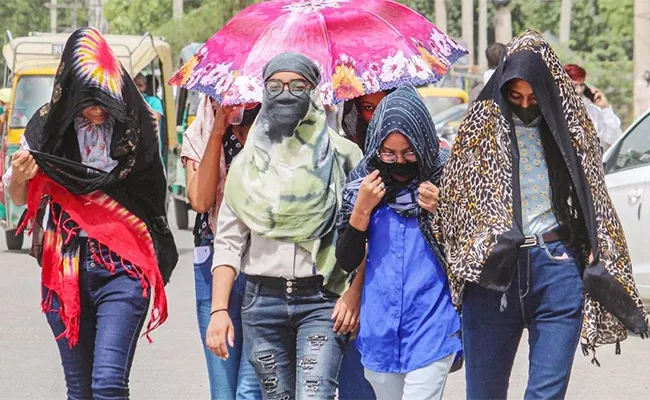IMD Issues Heat Waves Alert For 3 Days In Telangana - Sakshi