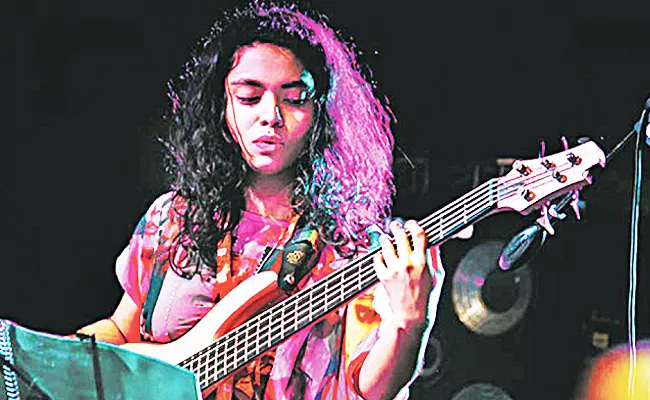 Mohini Dey: Started Career As A Bass Guitarist - Sakshi