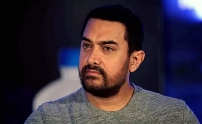 Aamir Khan Files FIR With Mumbai Police Against Fake Video - Sakshi