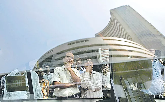Sensex ends down 450points, Nifty at 21,995 points - Sakshi