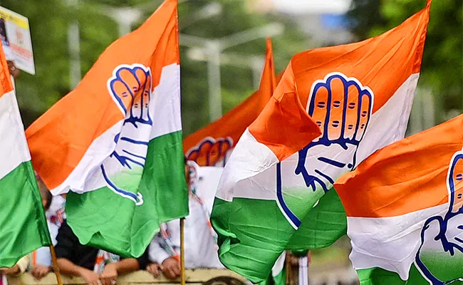 Suspense On Congress Lok Sabha Candidates For Karimnagar And Secunderabad - Sakshi