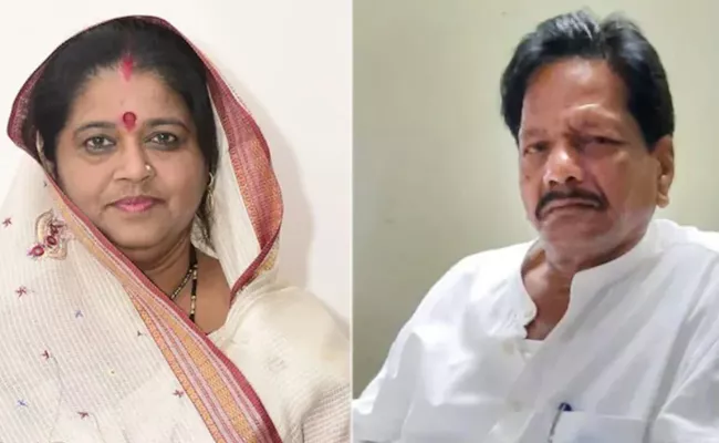 BSP candidate leaves home he shares with Congress MLA wife - Sakshi