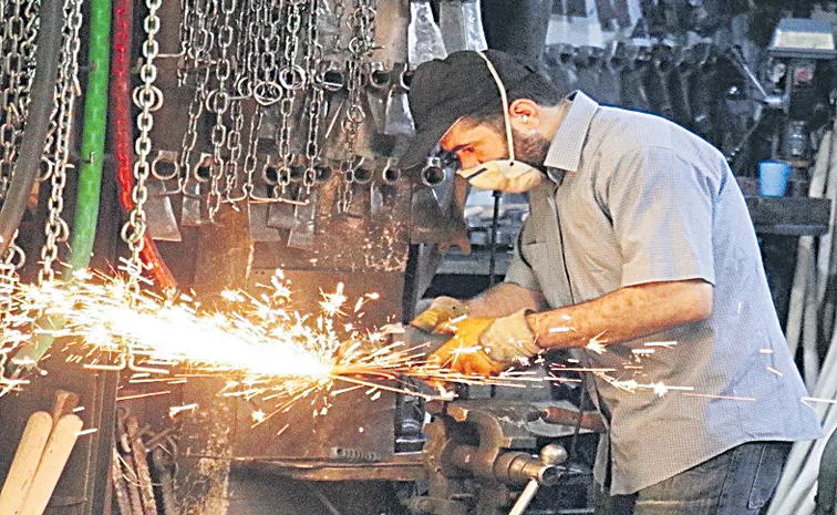 Industrial production growth slows to 4. 9percent in March