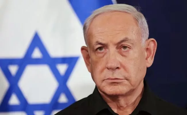 Israel pm Benjamin Netanyahu announces ban on Al Jazeera