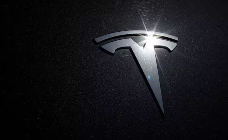Tesla Job Cuts Continue, Company Sends Layoff Notice To More Employees