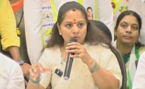 MLC Kavitha Key Press Meet On Party Decision