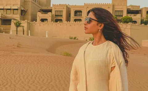 'No Wave Remains' Samantha Enjoys Her Vacation In Dubai: Photos