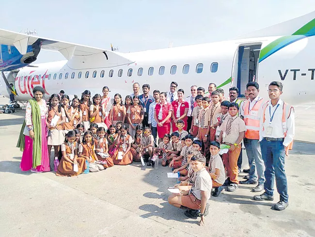 Trujet offers a free-flying facility to underprivileged children - Sakshi