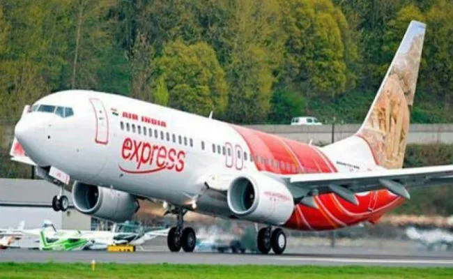 Air India Express Passengers Suffer Nasal Bleeding due to Pressurisation Problem - Sakshi