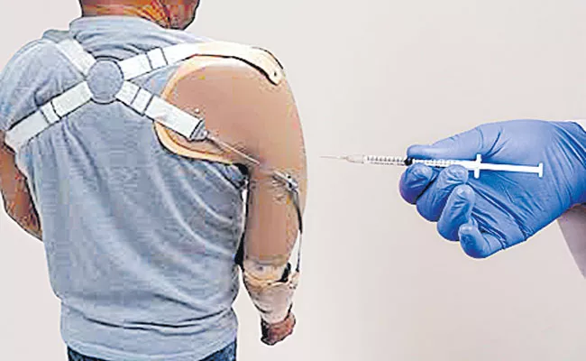Italian dentist presents fake arm for vaccine to get pass - Sakshi
