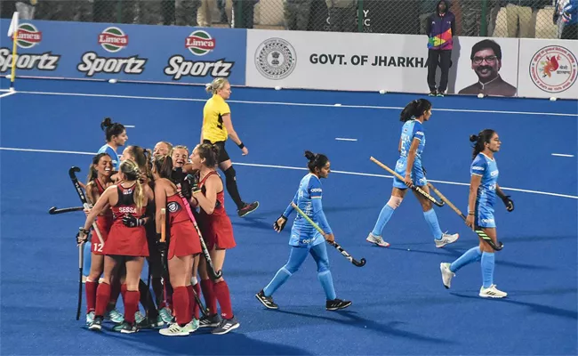 Womens Hockey Olympic Qualifiers: America Defeated India - Sakshi