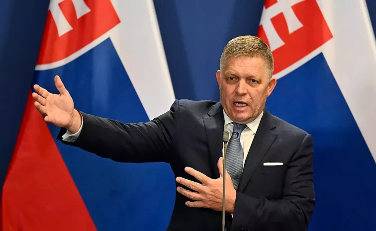 Slovakia PM Fico undergoes new operation amid hopes for his recovery