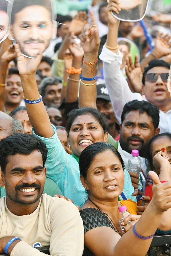 AP CM YS Jagan Memantha Siddham Public Meeting at Chelluru Village vijayanagaram Photos  - Sakshi22