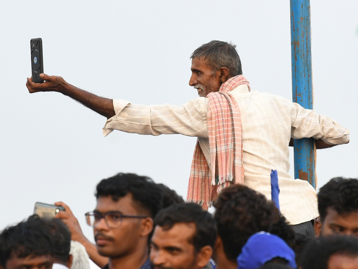 AP CM YS Jagan Memantha Siddham Public Meeting at Chelluru Village vijayanagaram Photos  - Sakshi29