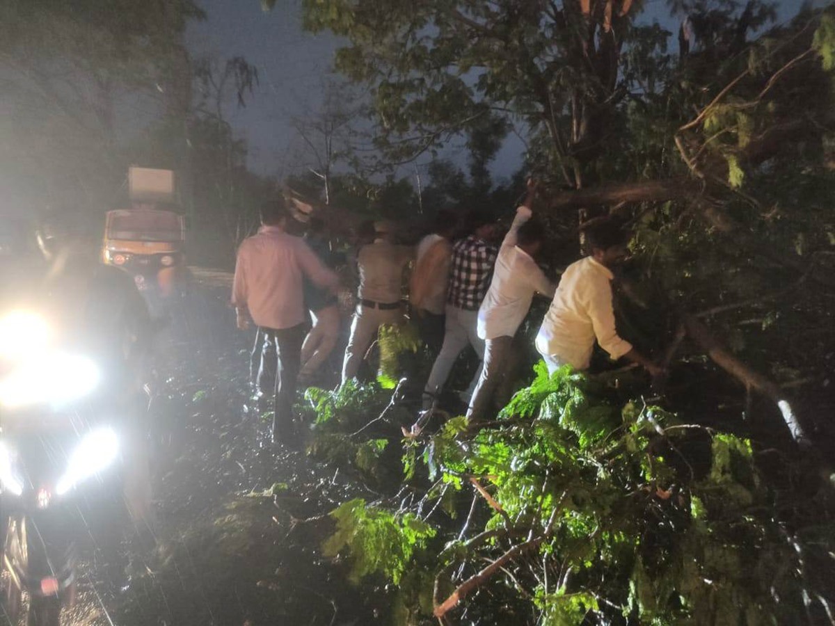 Heavy Rains in Telangana Today Photos - Sakshi18