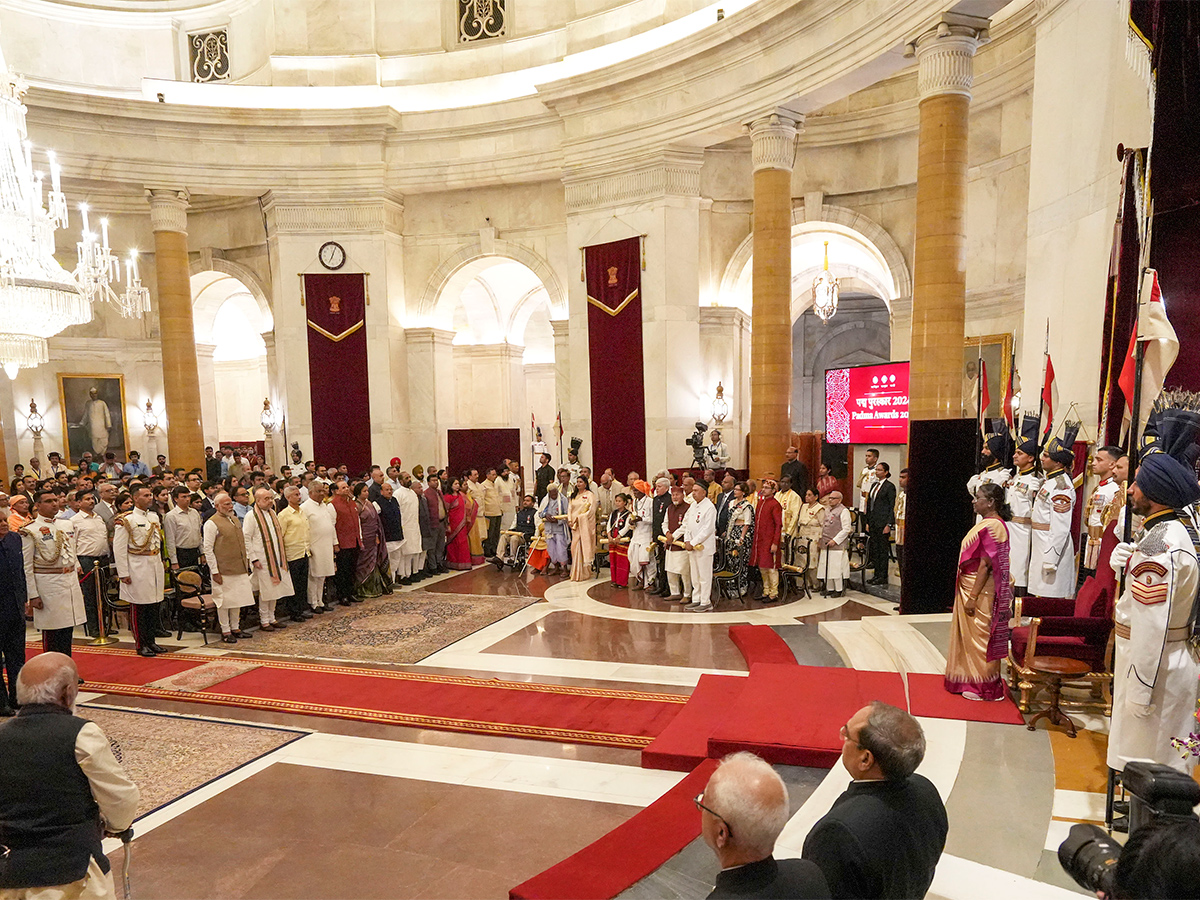 Padma Awards 2024 Ceremony at Rashtrapati Bhavan Photos - Sakshi8