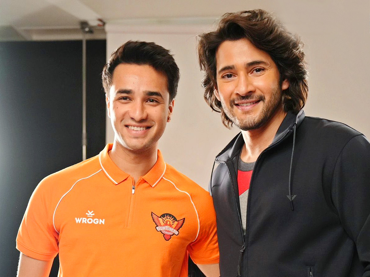 Superstar Mahesh With Sun Risers Hyderabad Team Photos - Sakshi2