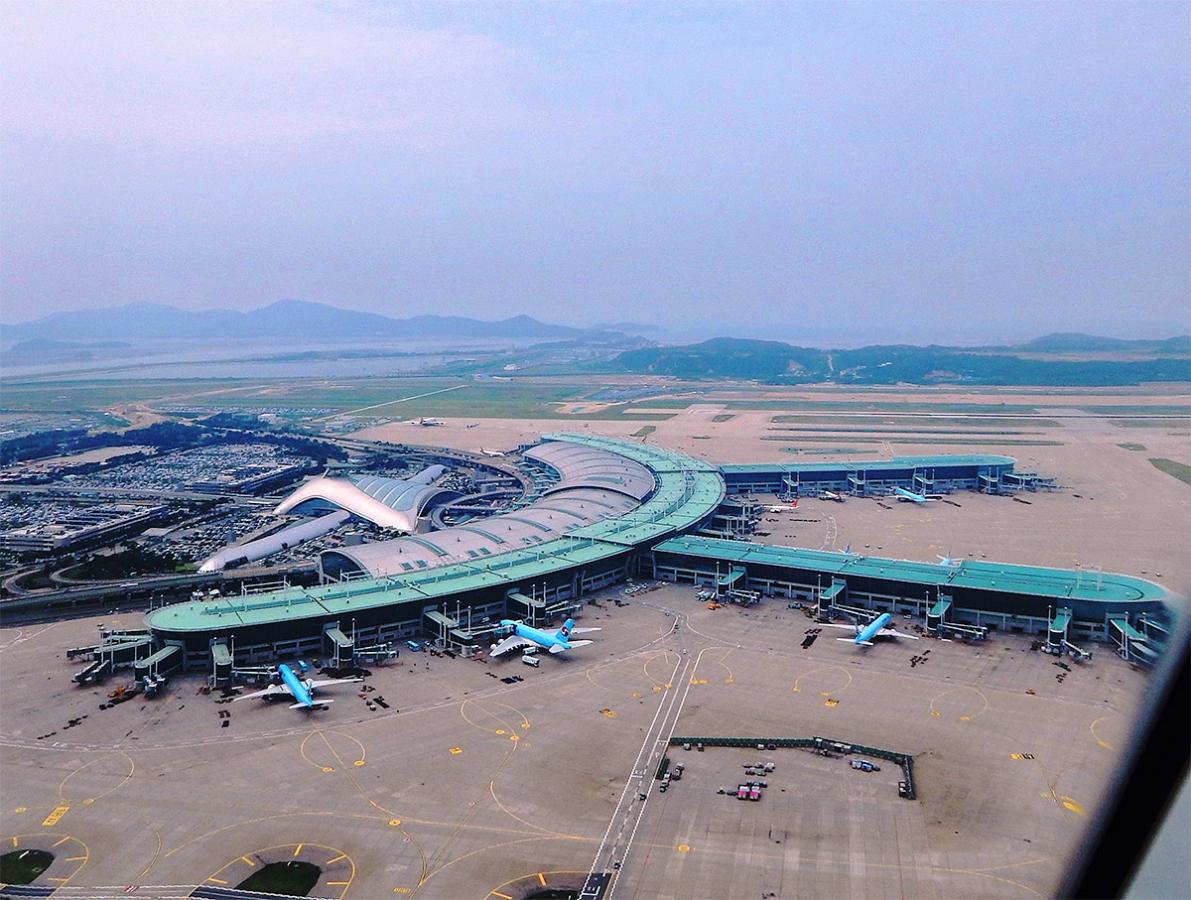 Top 20 Best Airports In The World  - Sakshi4