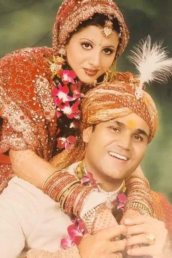 Virender Sehwag wife Aarti biography And personal information photos - Sakshi11