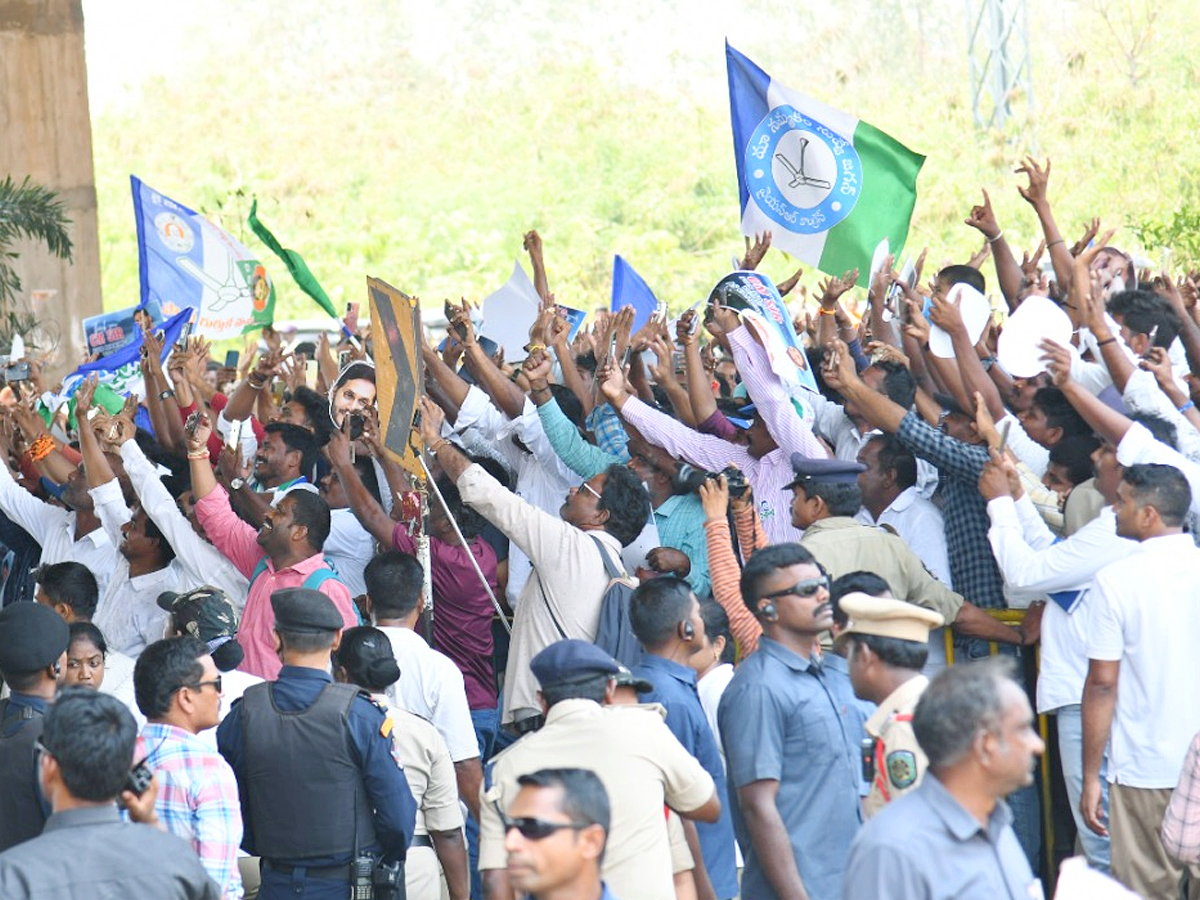  YSRCP Social Media Wing Activists About CM Jagan Governance Photos - Sakshi7