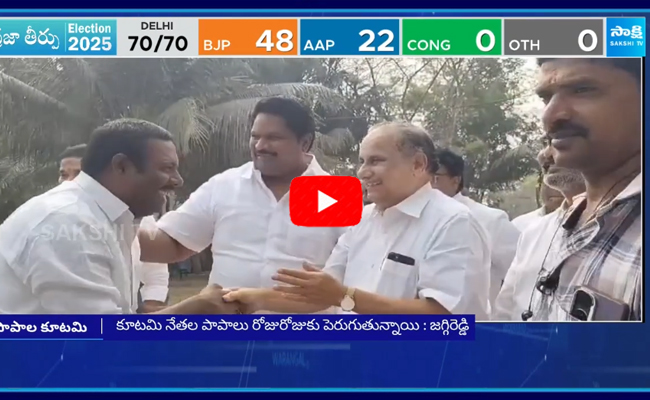 Chirla Jaggireddy Visits Mudragada Padmanabham House  1