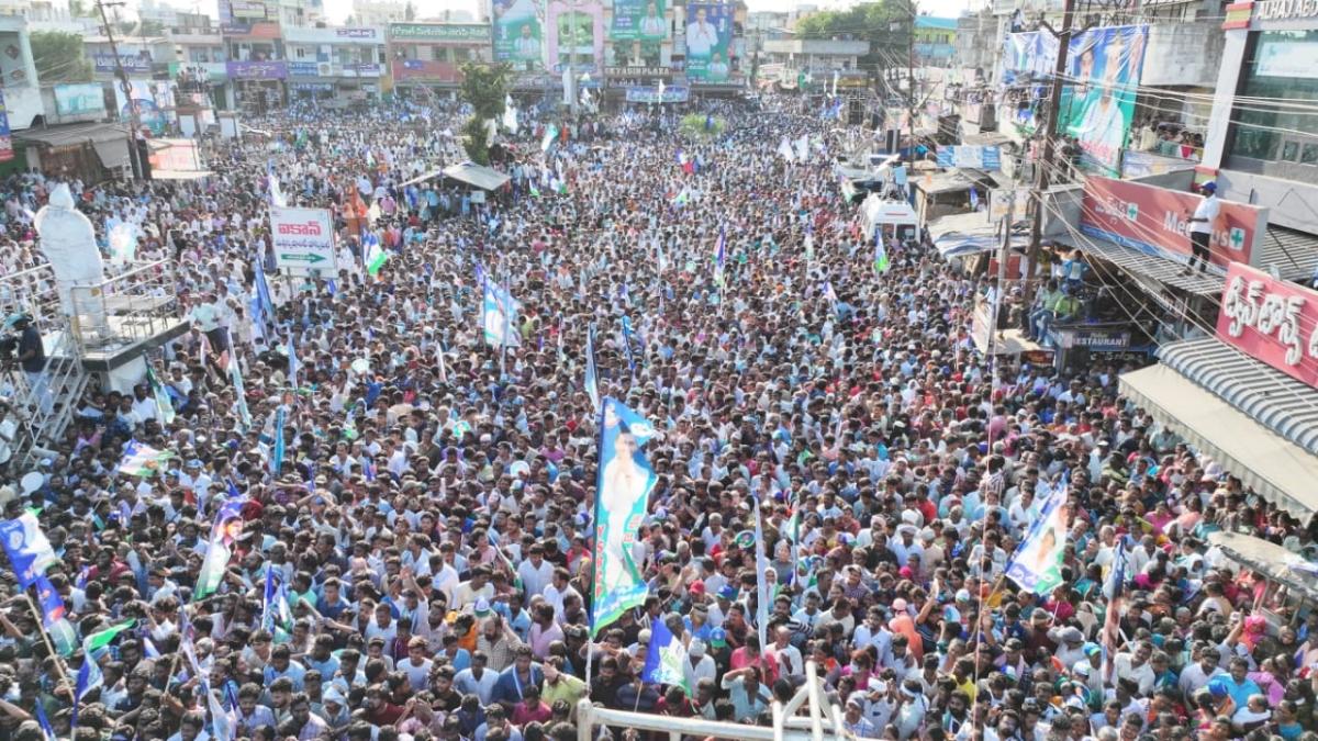 YS Jagan Mohan Reddy At Ponnuru Public Meeting Photos3