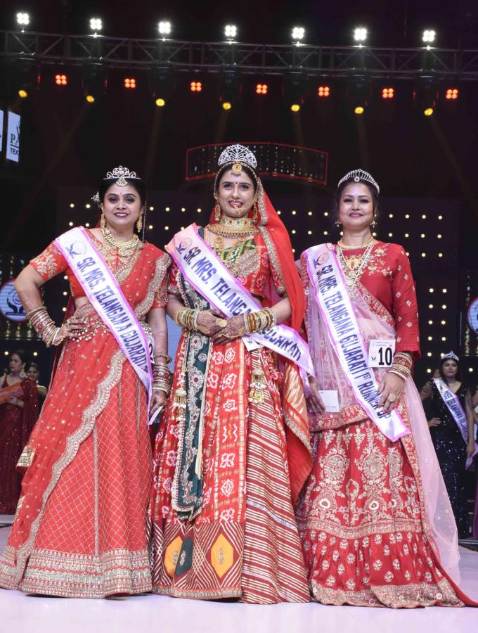 Grand Finale of Miss and Mrs Gujarati Telangana 2024 at the Closing Ceremony6