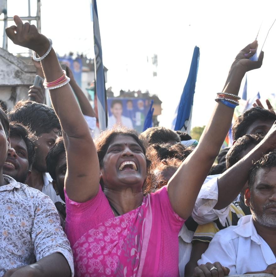 YS Jagan Mohan Reddy At Ponnuru Public Meeting Photos8