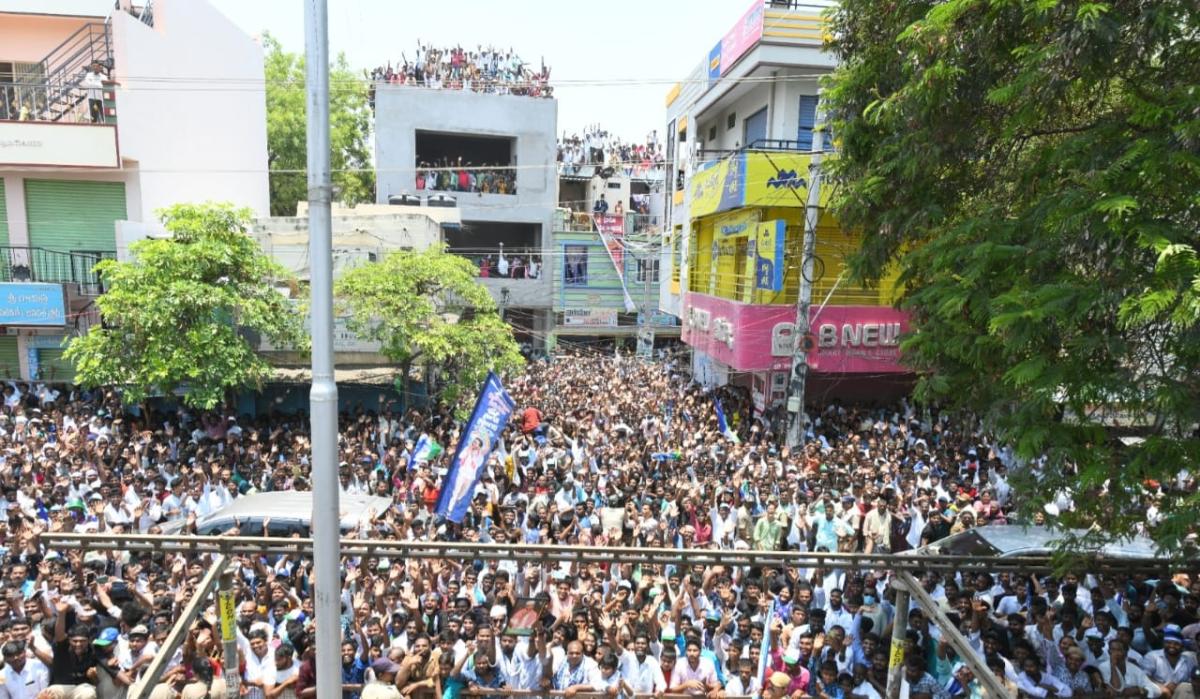 CM YS Jagan at Tadipatri Public Meeting Photos11