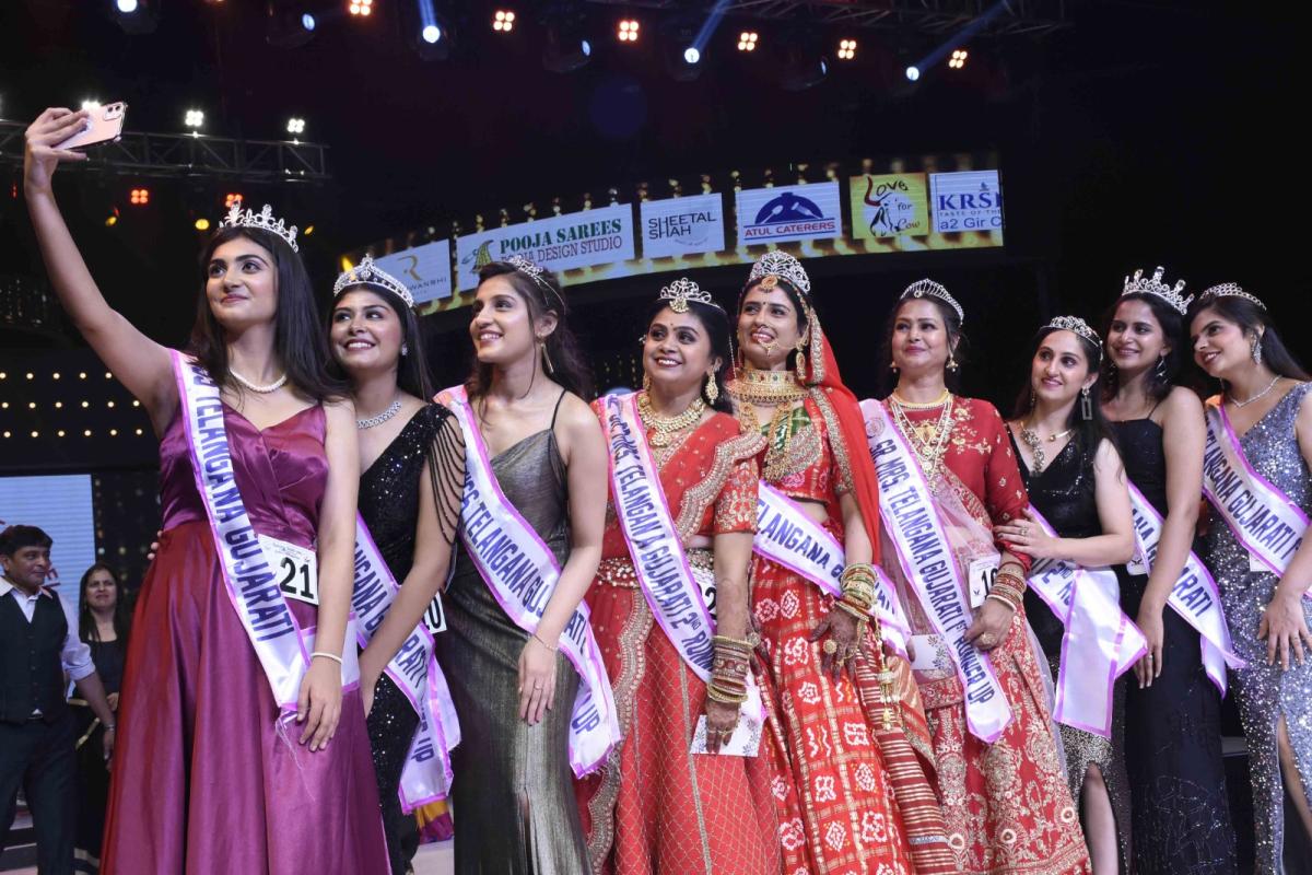 Grand Finale of Miss and Mrs Gujarati Telangana 2024 at the Closing Ceremony24