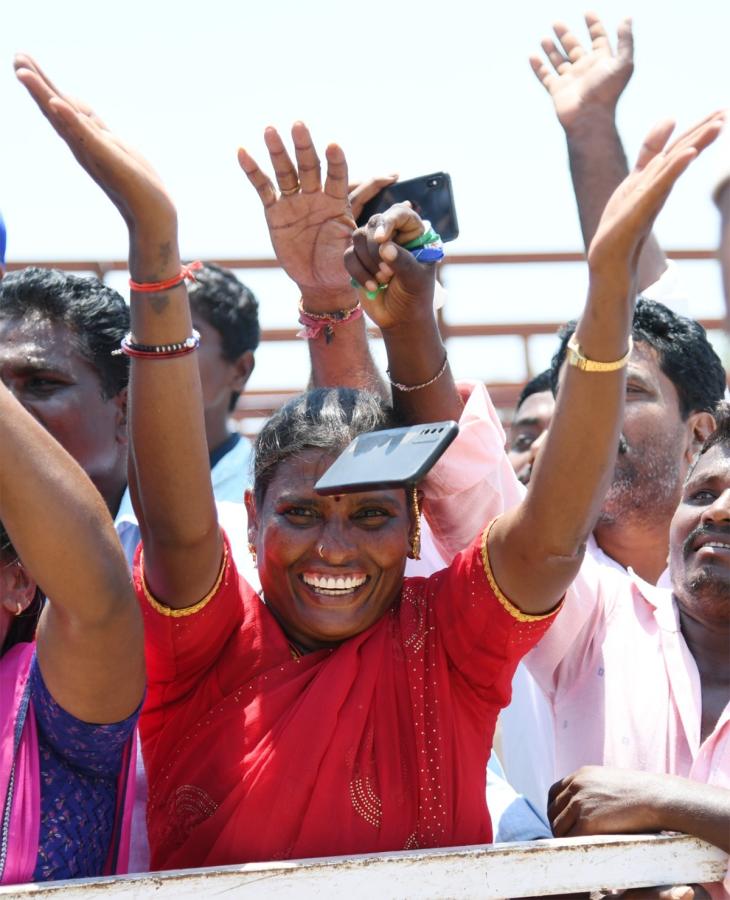 CM Jagan Election Campaign Day-3 Photos19