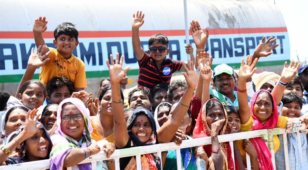 CM Jagan Election Campaign Day-3 Photos26