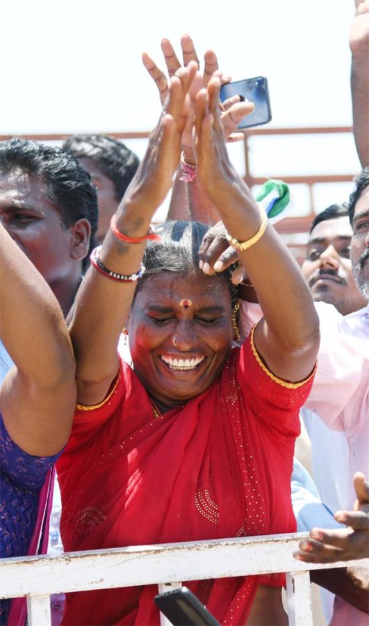 CM Jagan Election Campaign Day-3 Photos27